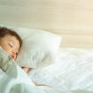 À partir de quel âge un oreiller devient-il nécessaire pour le confort d'un enfant ?